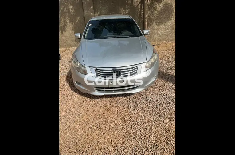 HONDA ACCORD 2010 - 1/6