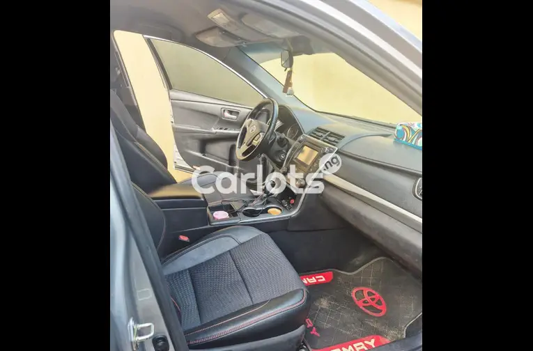 2015 FIRST BODY TOYOTA CAMRY - 3/5