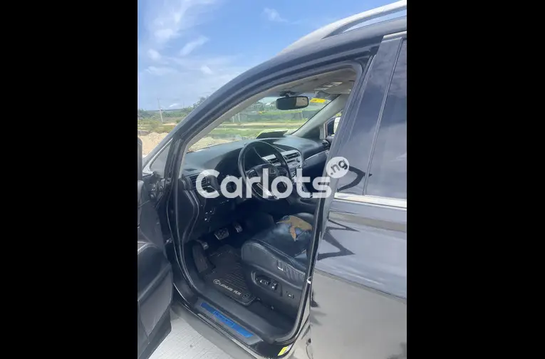 2015 Lexus RX 350 F Sport few months registered - 3/7