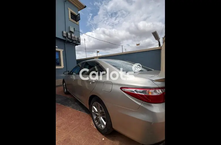 TOKS STANDARD ACCIDENT FREE 2015 TOYOTA CAMRY SE - 5/7