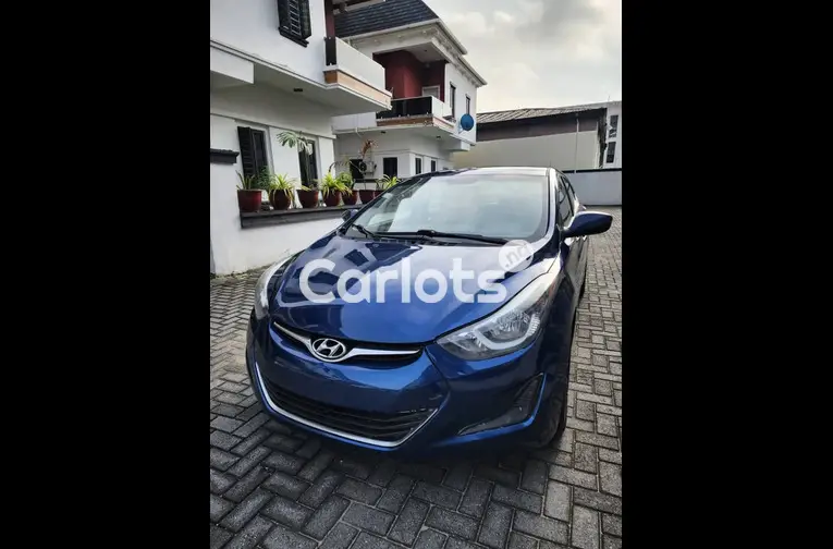 2016 Hyundai Elentra - 1/7