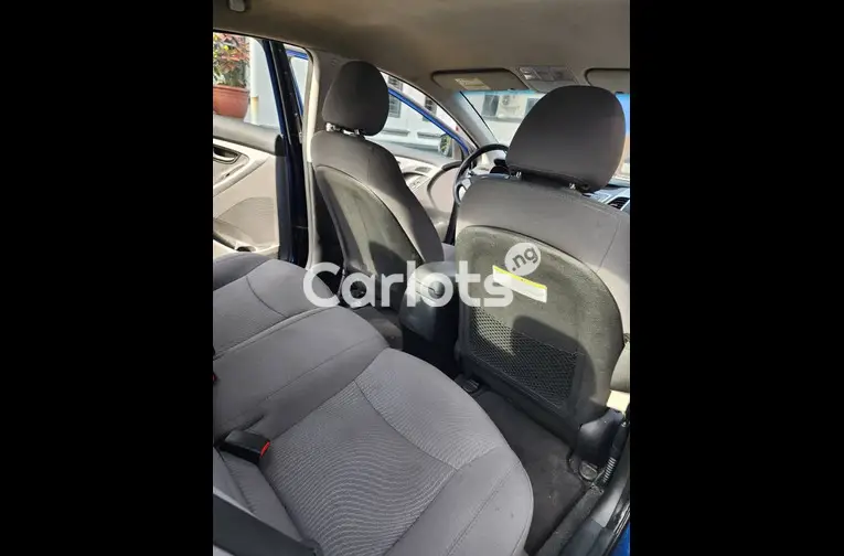 2016 Hyundai Elentra - 3/7