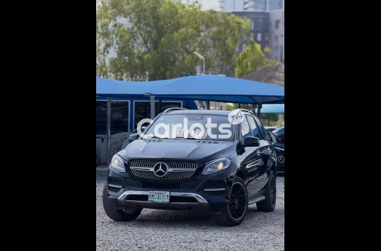 Extremely Clean 2016 Mercedes GLE 350 - 1/6