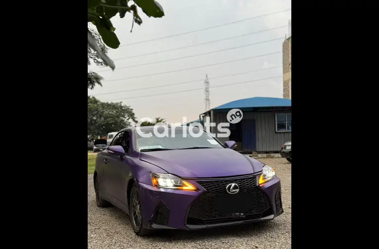2018 UPGRADED LEXUS IS250 CONVERTIBLE - 2/7