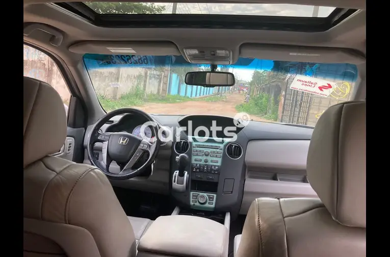 2010 Honda pilot touring - 2/7