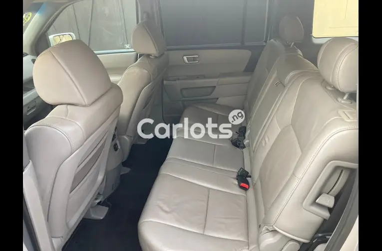 2010 Honda pilot touring - 3/7