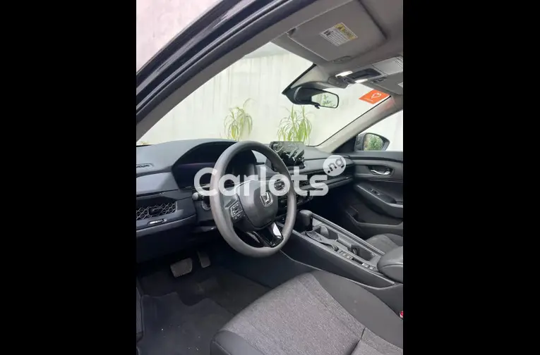 HONDA ACCORD 2024 - 4/6