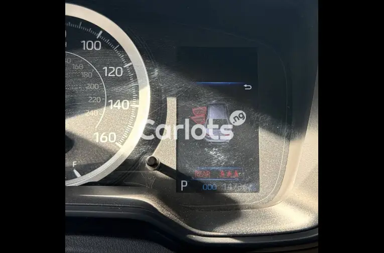 2020 TOYOTA COROLLA L E - 3/7