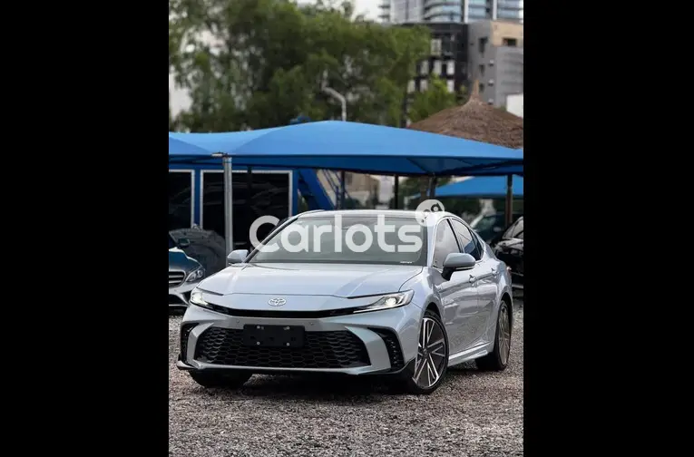 TOYOTA CAMRY 2025 - 1/5