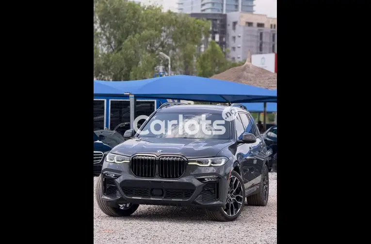 2021 BMW X7 M50i - 1/7