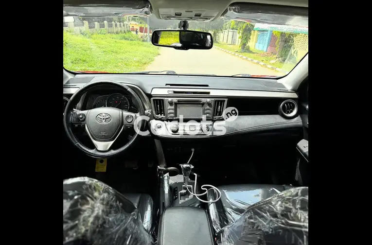 FOREIGN USED 2015 KEYLESS TOYOTA RAV4 LIMITED - 3/7