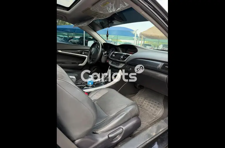 Foreign Used 2014 Honda Accord Coupe - 2/6