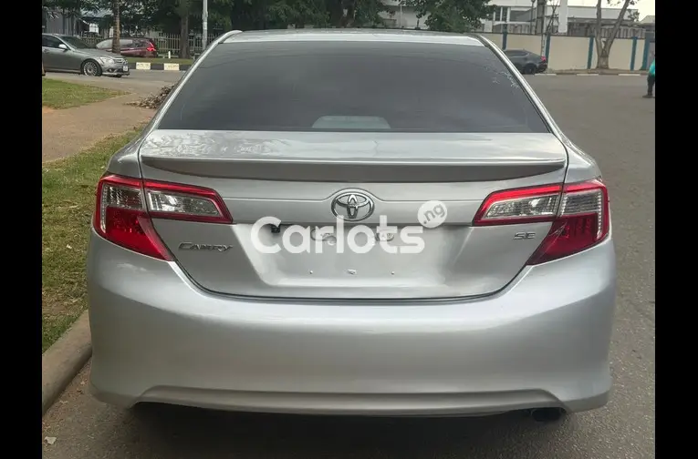 2013 TOYOTA CAMRY SE - 7/7