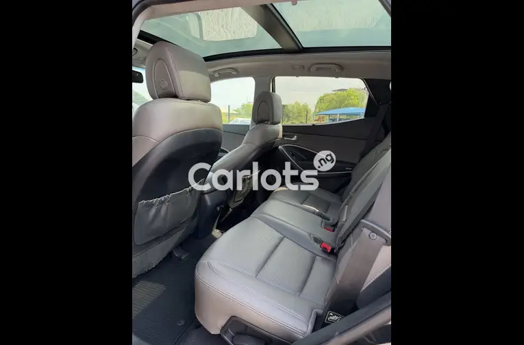 Used 2016 Hyundai Santa fe - 5/6