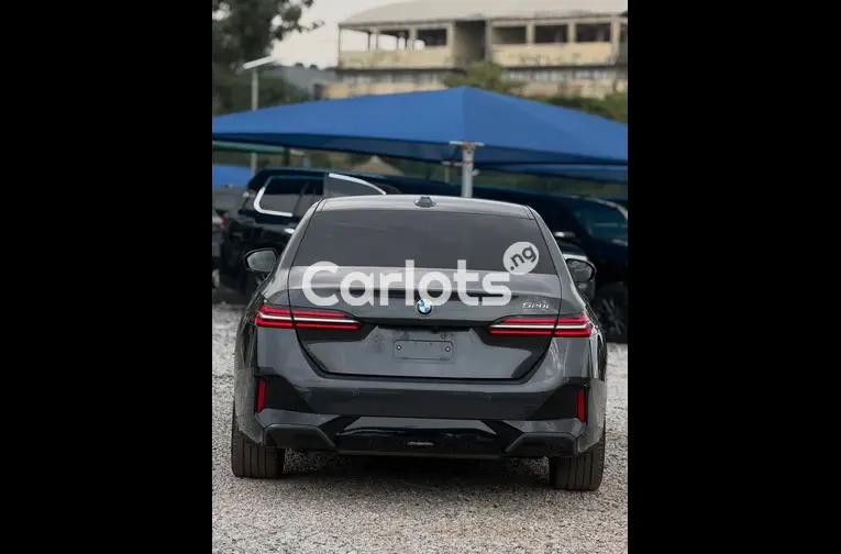 2025 BMW 520i - 7/7