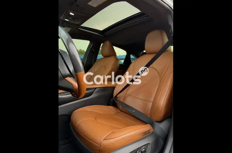 2019 Toyota Avalon hybrid - 3/7