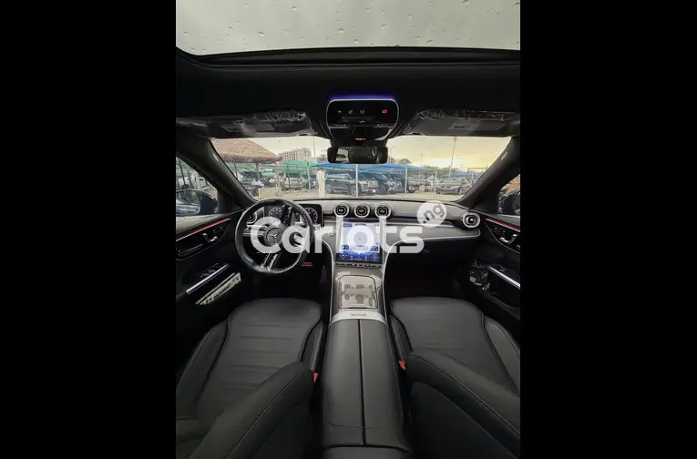 Foreign Used 2023 Mercedes Benz C300 - 2/6