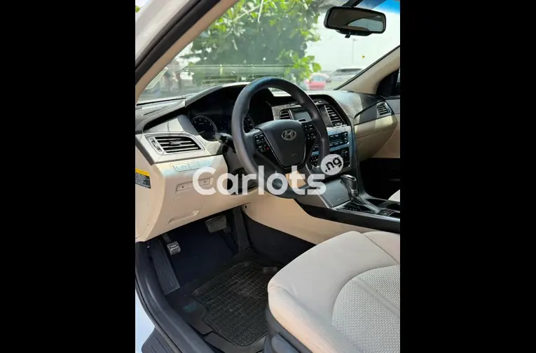 NEW ENTRY FOREIGN USED 2016 HYUNDAI SONATA - 3/7