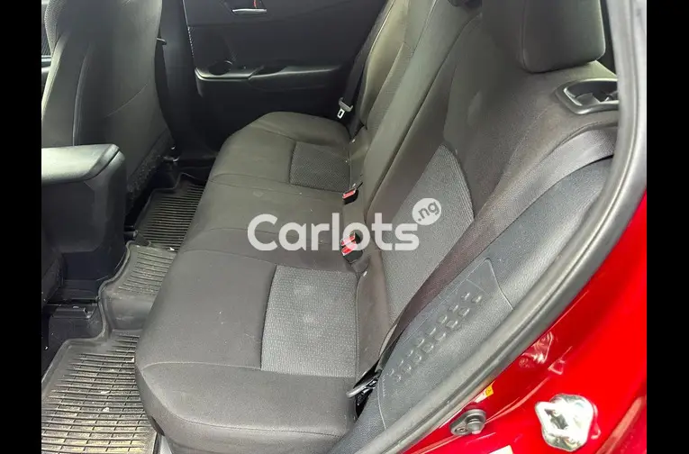 NEW ARRIVAL FOREIGN USED 2019 TOYOTA C-HR - 3/7