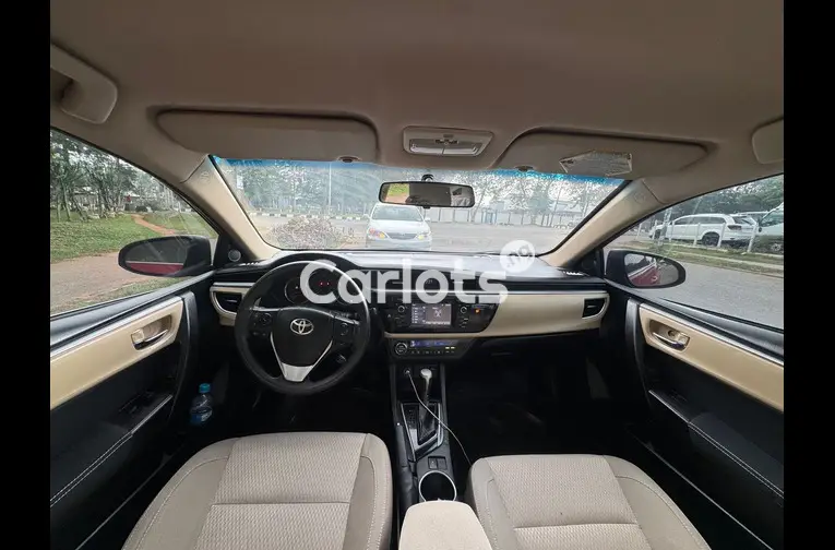 2014 TOYOTA COROLLA SE - 2/7