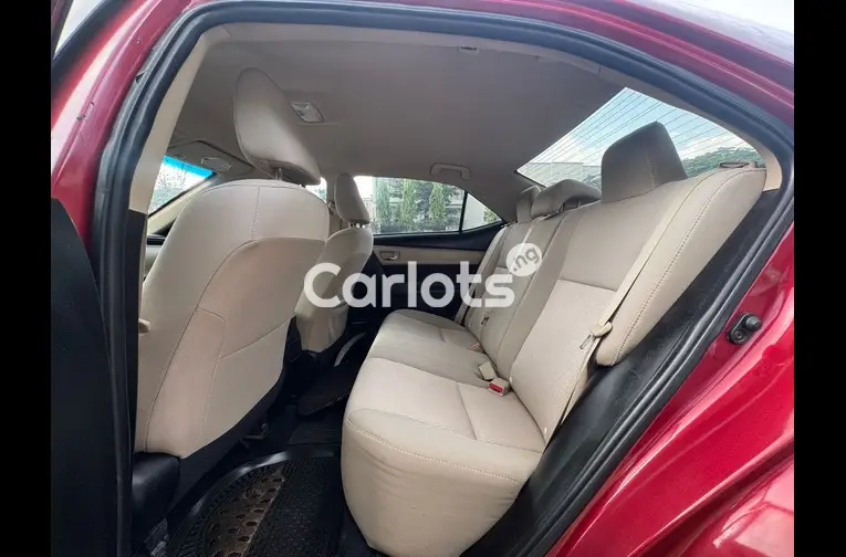 2014 TOYOTA COROLLA SE - 4/7