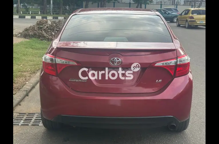 2014 TOYOTA COROLLA SE - 6/7