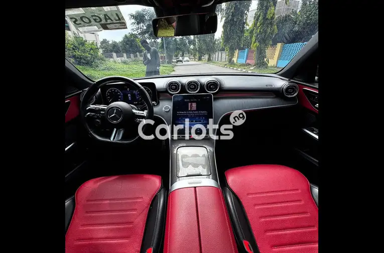 FOREIGN USED 2023 MERCEDES BENZ C300 AMG TRIM - 4/7