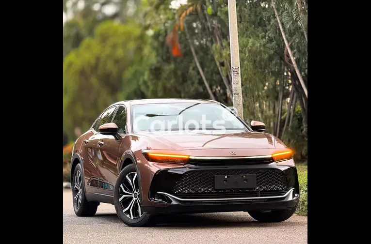 BRAND NEW 2025 TOYOTA CROWN HYBRID