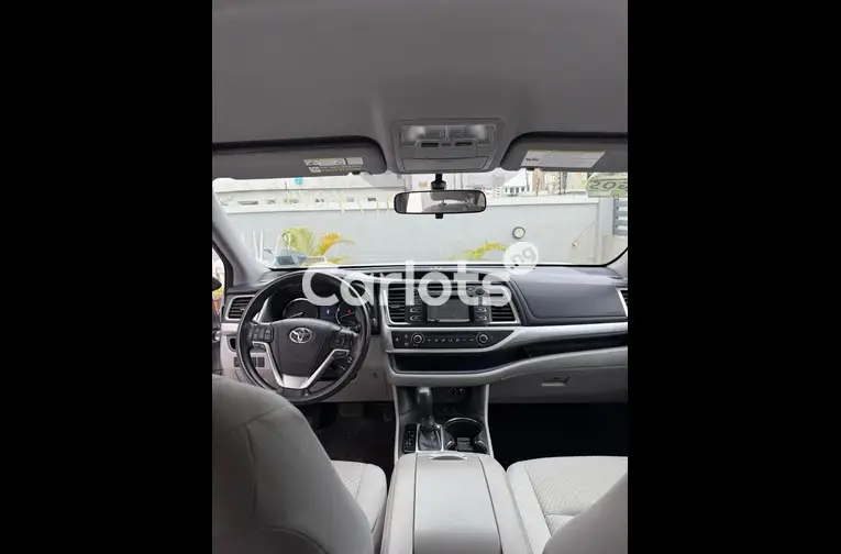 FOREIGN USED 2015 UPGRADED TO 2018 TOYOTA HIGHLANDER LE AWD V6 - 2/7