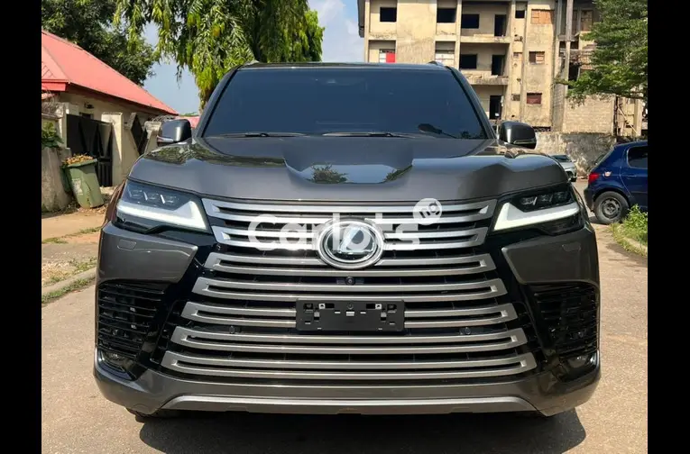 2022 LEXUS LX 600