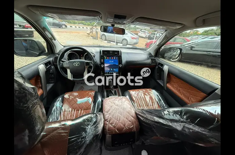 2022 Foreign used Toyota Prado upgraded - 2/5