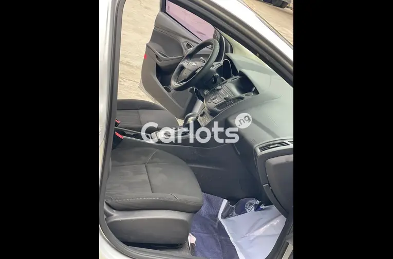 Ford Focus 2018 - 6/7