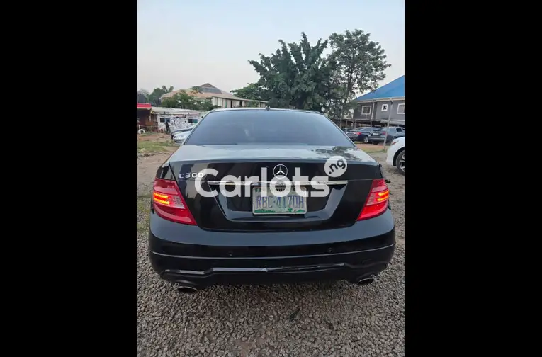 Registered 2010 Mercedes benz c300 - 5/5