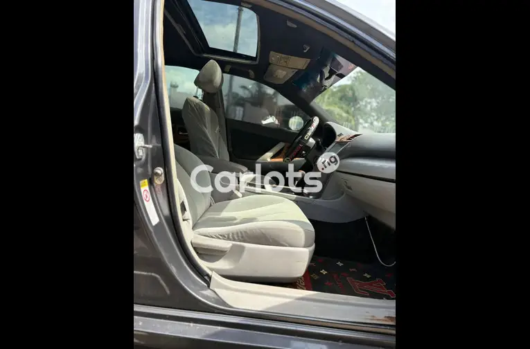 Clean 2007 Toyota Camry - 7/7