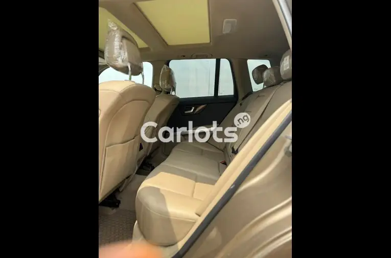 2010 Mercedes Benz GLK350 - 3/6