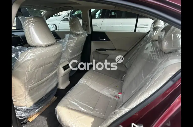 2017 HONDA ACCORD TOURING - 5/7