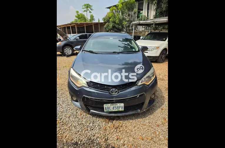 Registered 2015 Toyota Corolla sports - 1/5