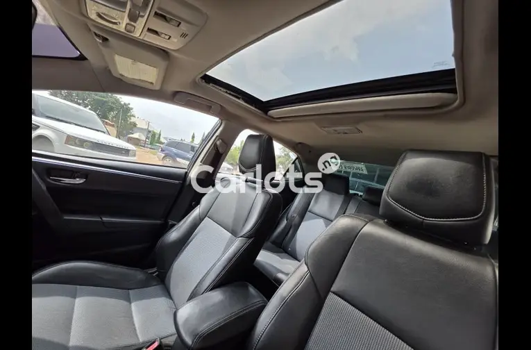 Registered 2015 Toyota Corolla sports - 4/5