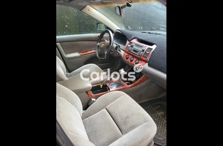 Used Toyota Camry 2004 - 6/7