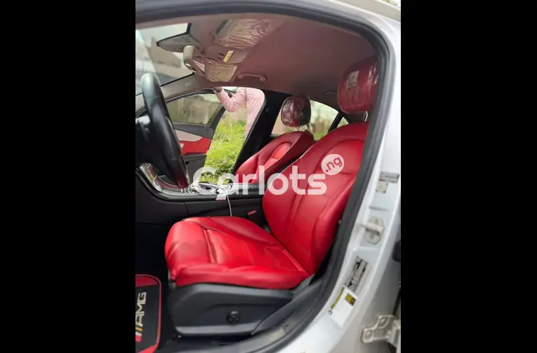 2016 MERCEDES BENZ C300 - 3/7