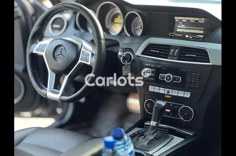2013 MERCEDES BENZ C300 - 3/6