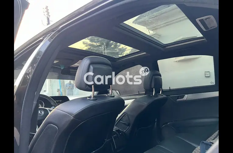 2013 MERCEDES BENZ C300 - 4/6