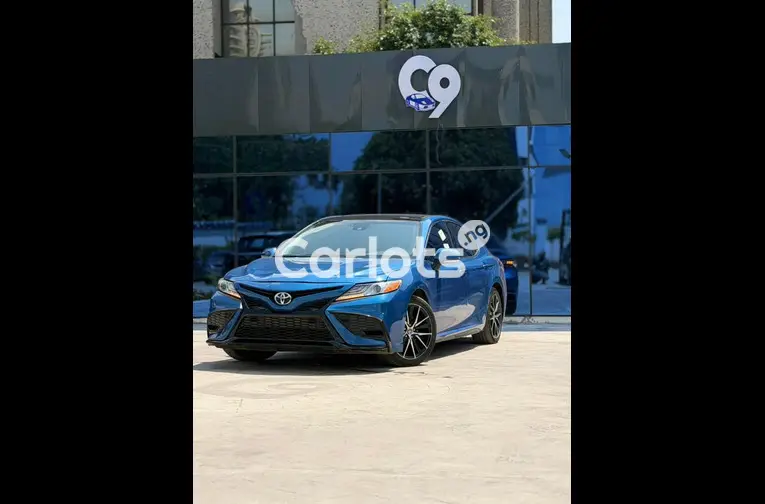 Foreign used 2019 Toyota Camry XSE - 5/7