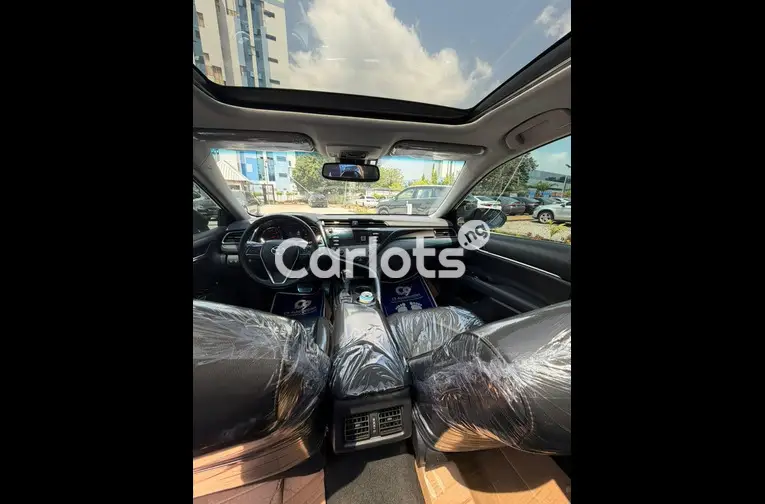 Foreign used 2019 Toyota Camry XSE - 6/7