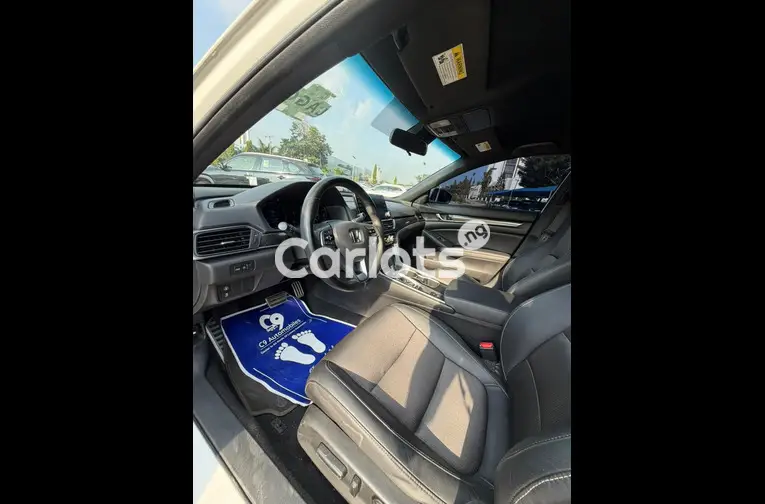 Foreign used 2018 Honda Accord Sport - 4/7