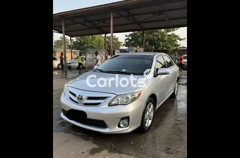 2012 TOYOTA COROLLA LE - 1/7