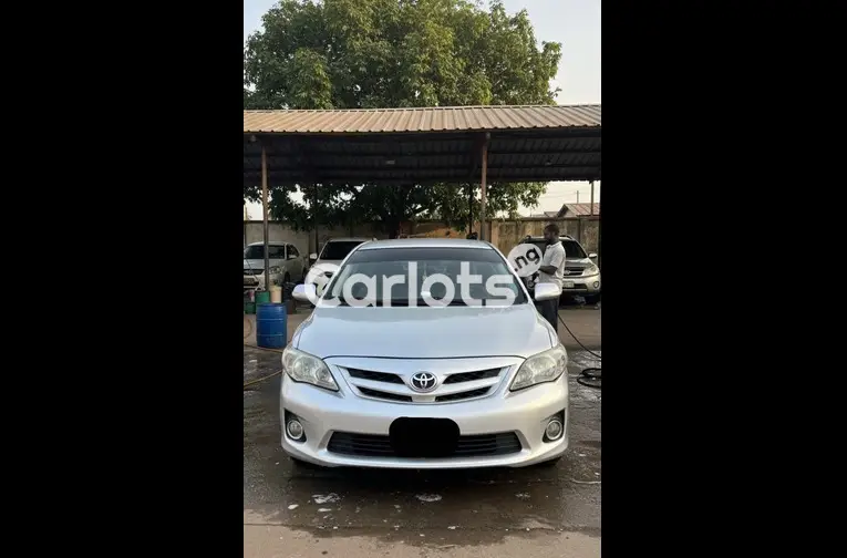 2012 TOYOTA COROLLA LE - 2/7