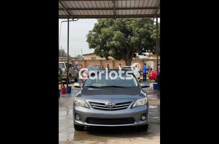 2010 TOYOTA COROLLA LE - 2/7