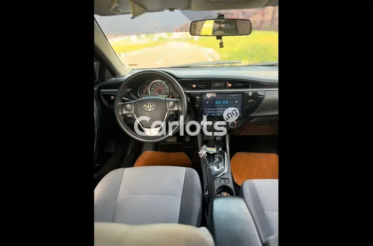 2015 TOYOTA COROLLA ( S ) - 3/7