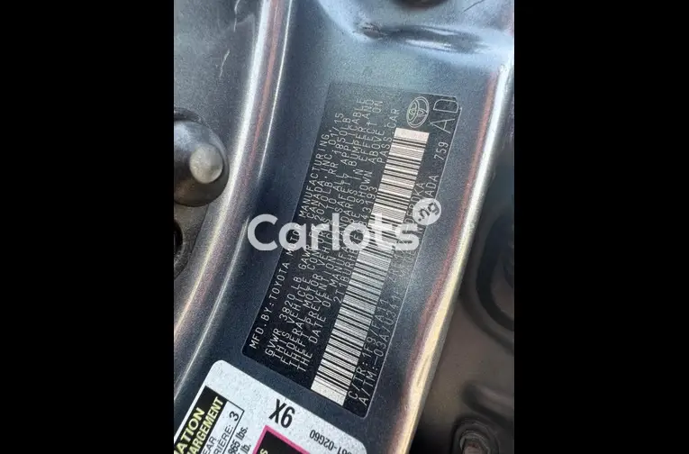 2015 TOYOTA COROLLA ( S ) - 4/7